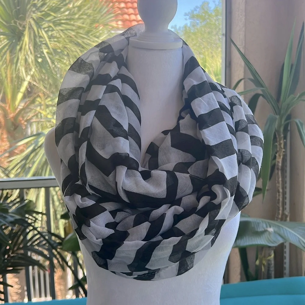 Charming Charlie stylish black
